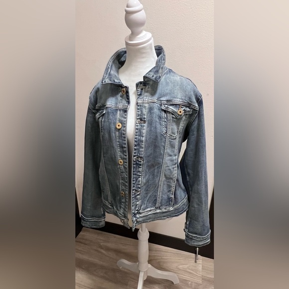 JAG Women’s Large Soft Denim Jacket Never Worn - Picture 5 of 11